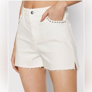 Guess Claudia Women's White Denim Shorts with Studded Pockets Sz 27